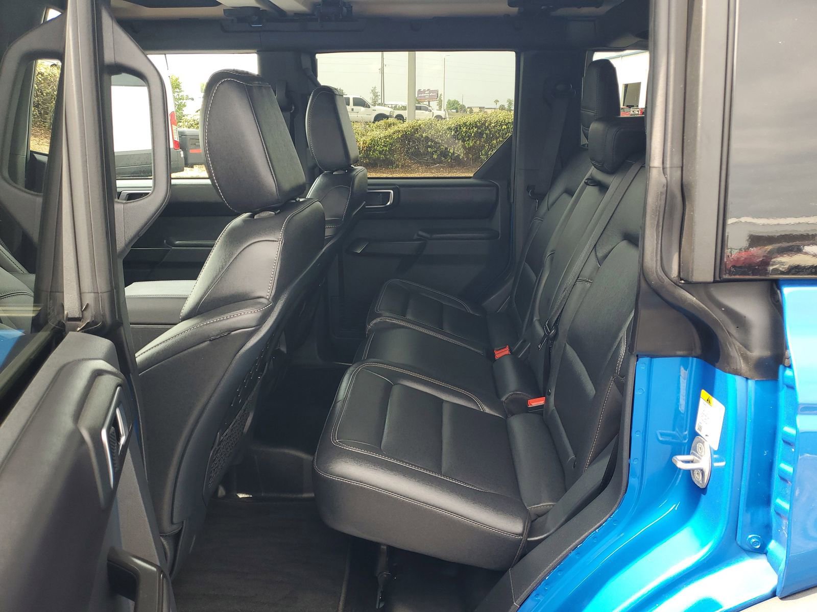 Certified 2025 Ford Bronco Badlands AWD/4WD image 11