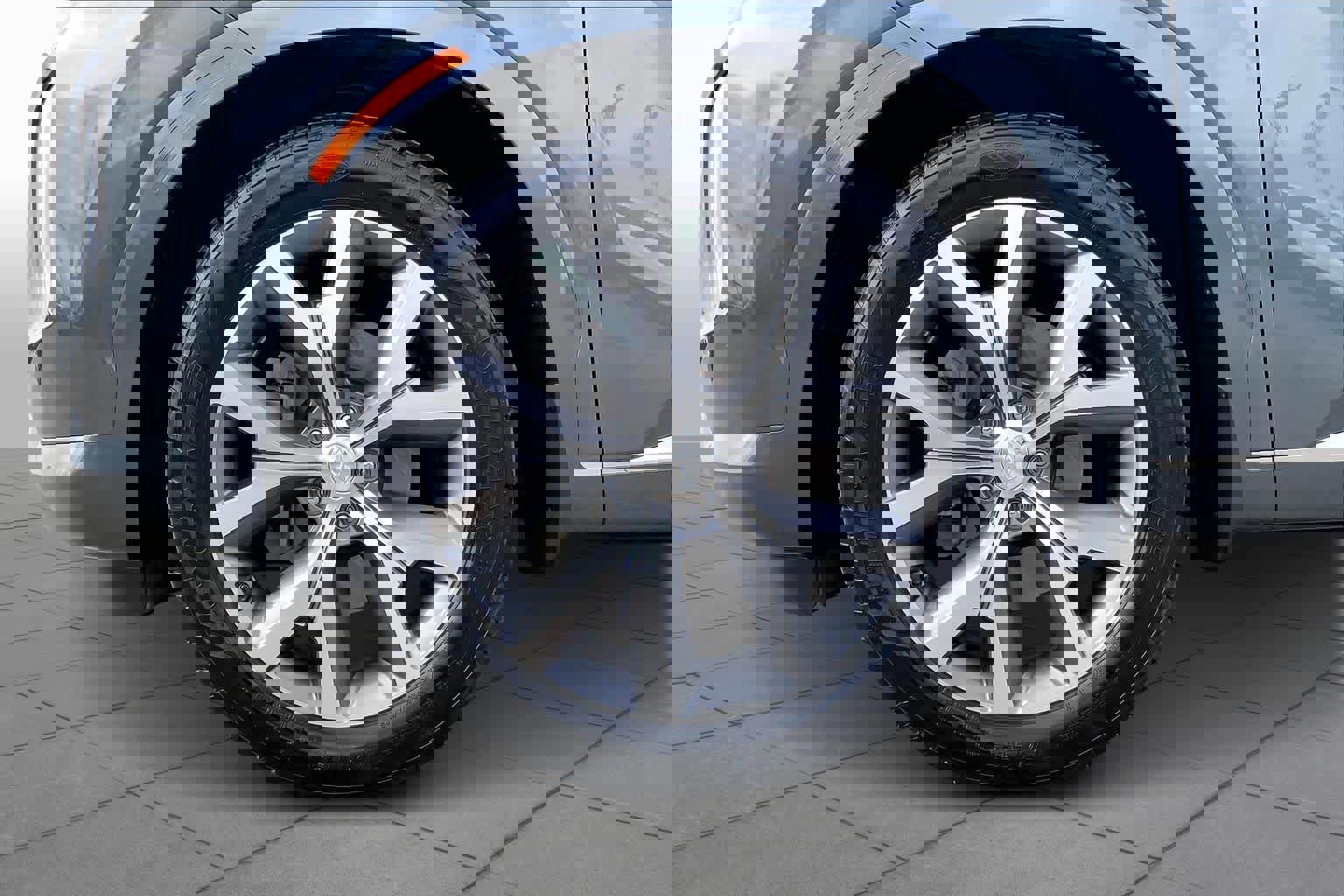 Used 2021 Hyundai Palisade Limited w/ Winter Package image 13