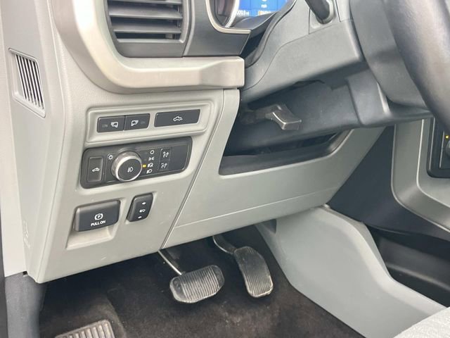 Certified 2022 Ford F150 XLT w/ Equipment Group 302A High image 30