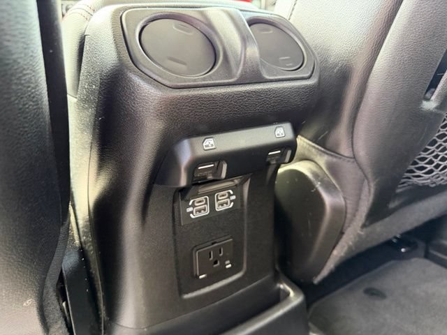 Used 2021 Jeep Wrangler Unlimited Rubicon AWD/4WD image 30