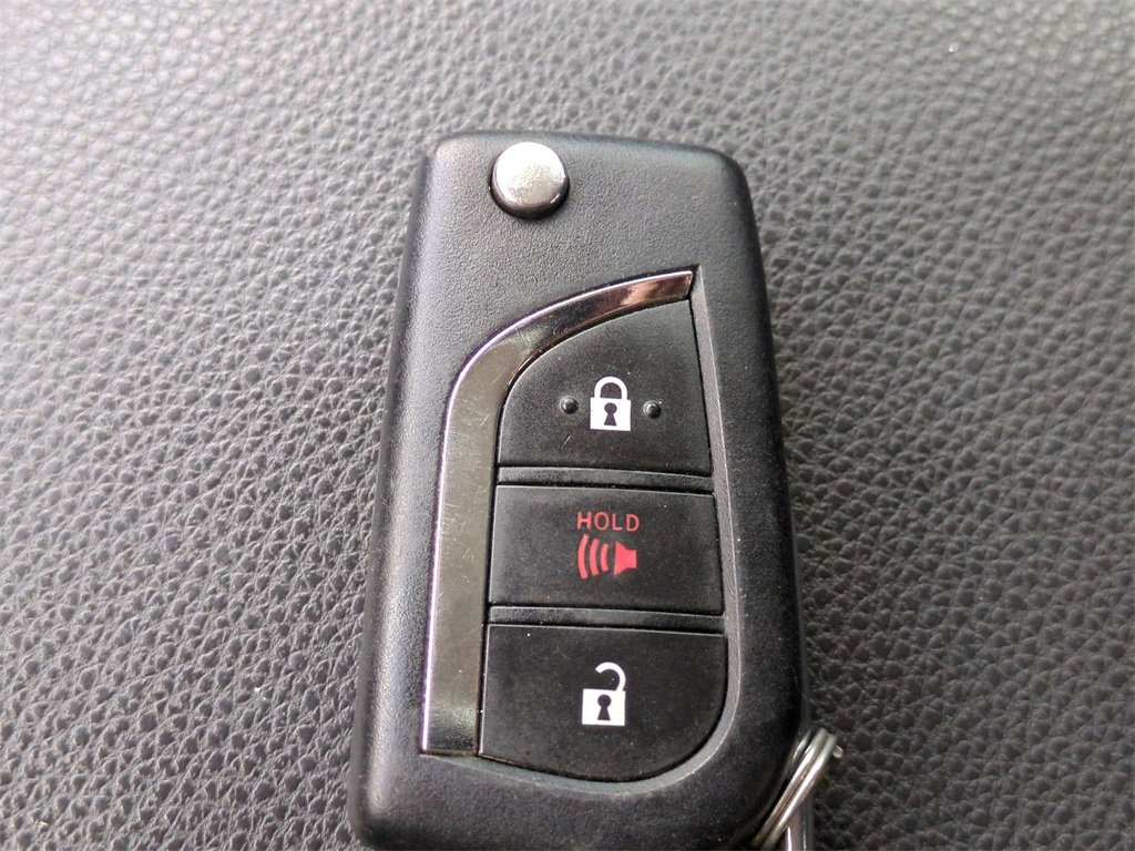 Used 2023 Toyota RAV4 LE image 25