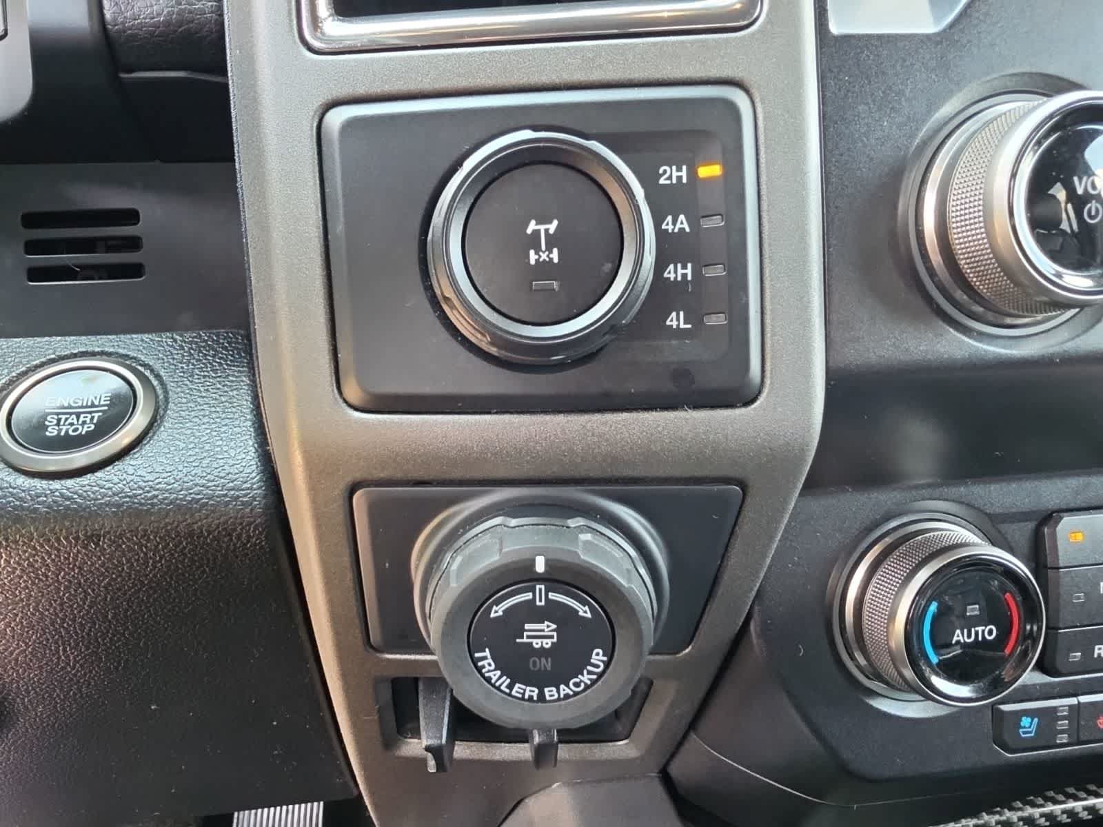 Certified 2019 Ford F150 Raptor w/ Equipment Group 802A Luxury AWD/4WD image 28