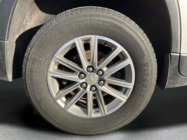 Used 2022 Chevrolet Traverse LT image 23