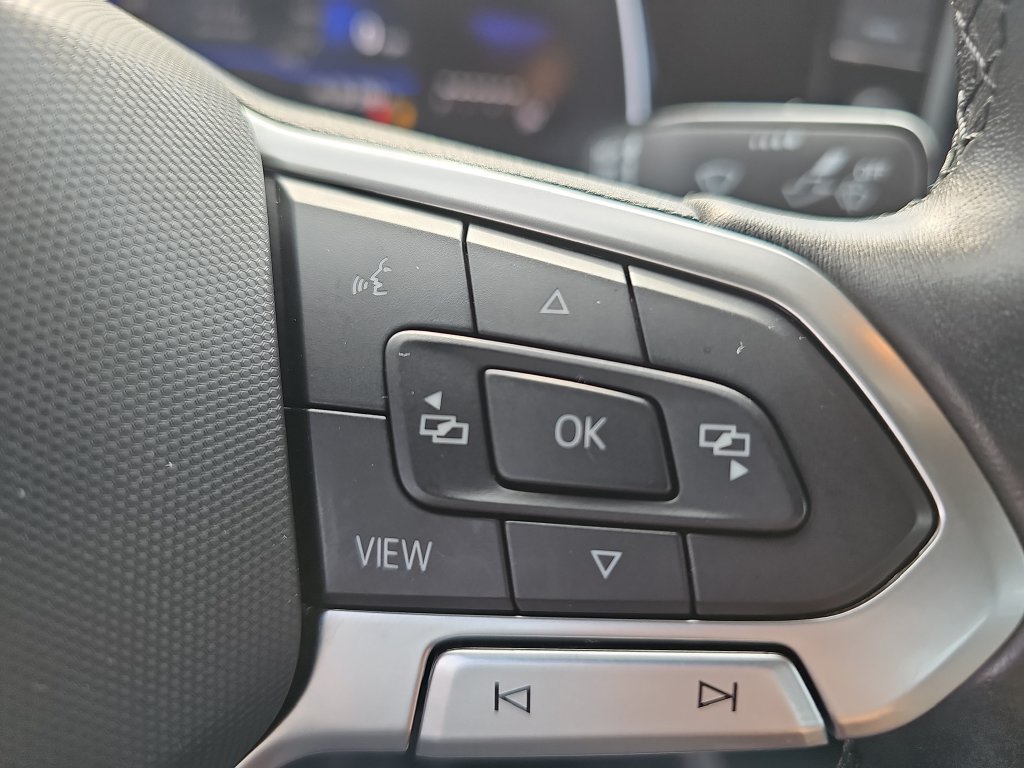 Used 2024 Volkswagen Jetta SE FWD image 17