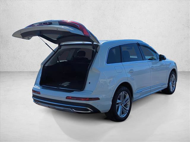 Used 2023 Audi Q7 2.0T Premium Plus w/ Premium Plus Package image 3