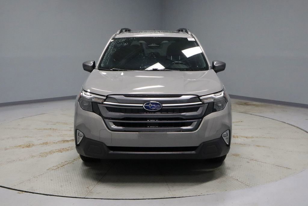 Used 2025 Subaru Forester Premium w/ Convenience Package #1 image 8