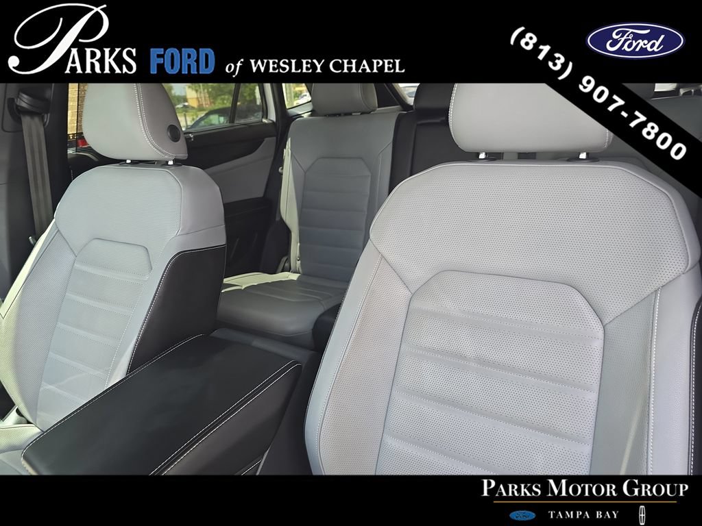 Used 2024 Volkswagen Atlas Cross Sport SEL R-Line AWD/4WD image 21