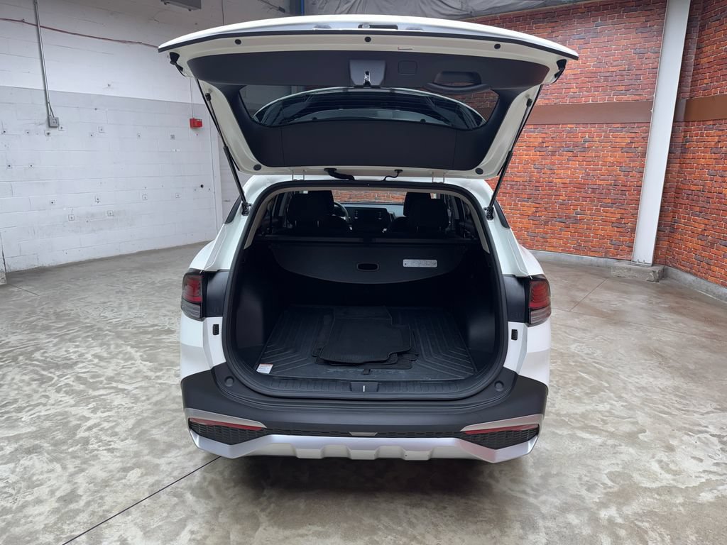 Used 2024 Kia Sportage LX AWD/4WD image 26