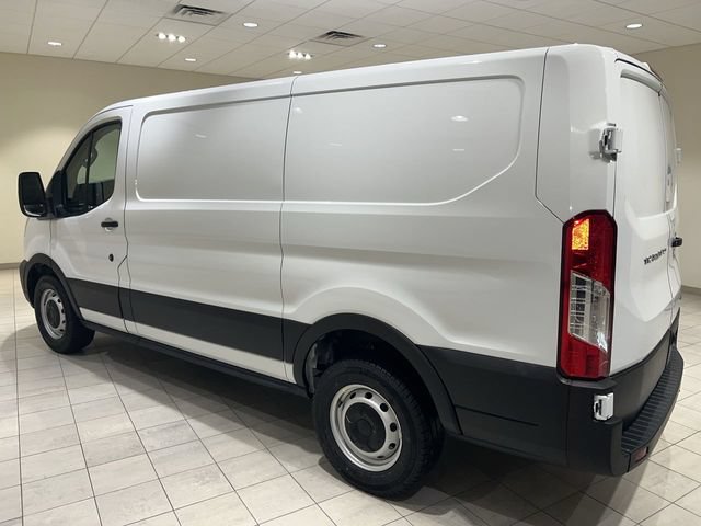 Certified 2024 Ford Transit 150 Low Roof RWD image 3