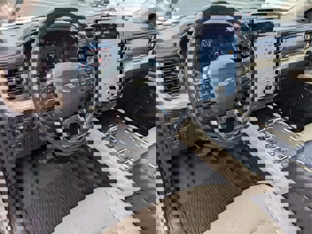 Certified 2022 Ford Expedition Platinum image 10