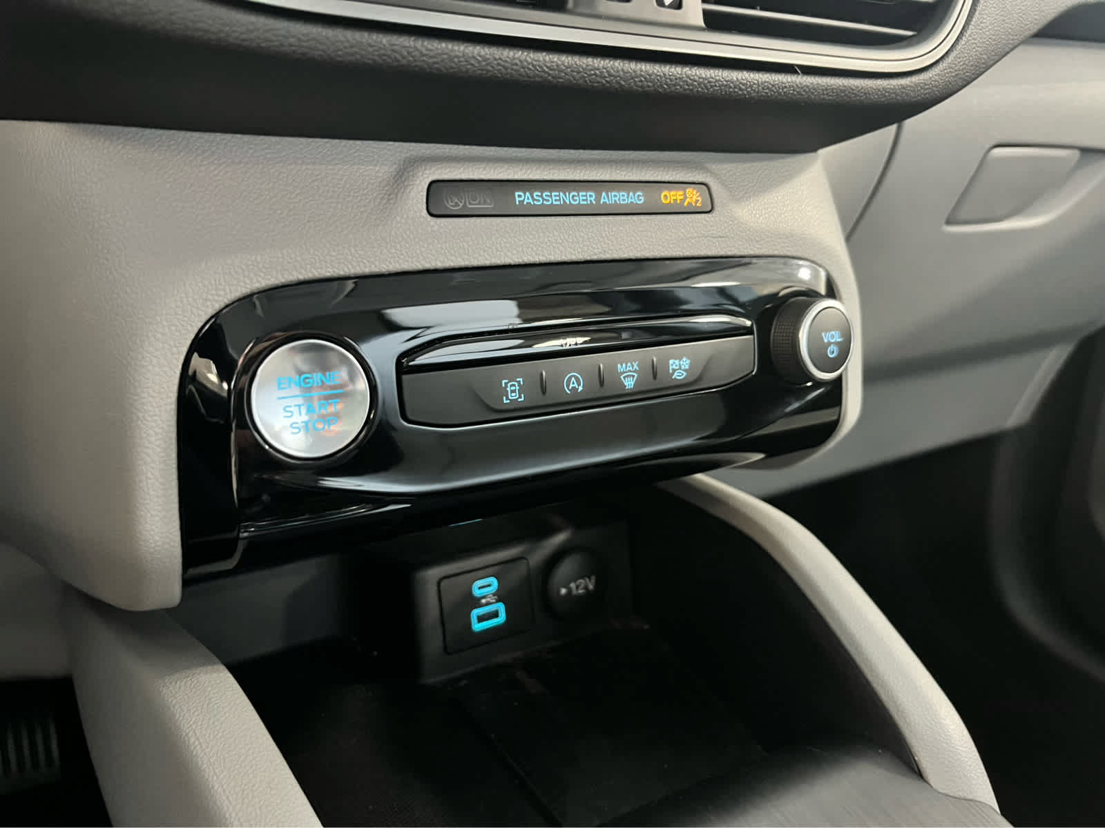 Certified 2023 Ford Escape Active w/ Tech Pack #1 AWD/4WD image 32