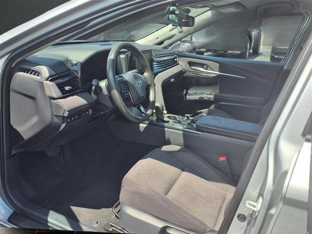 Used 2025 Toyota Camry LE FWD image 17