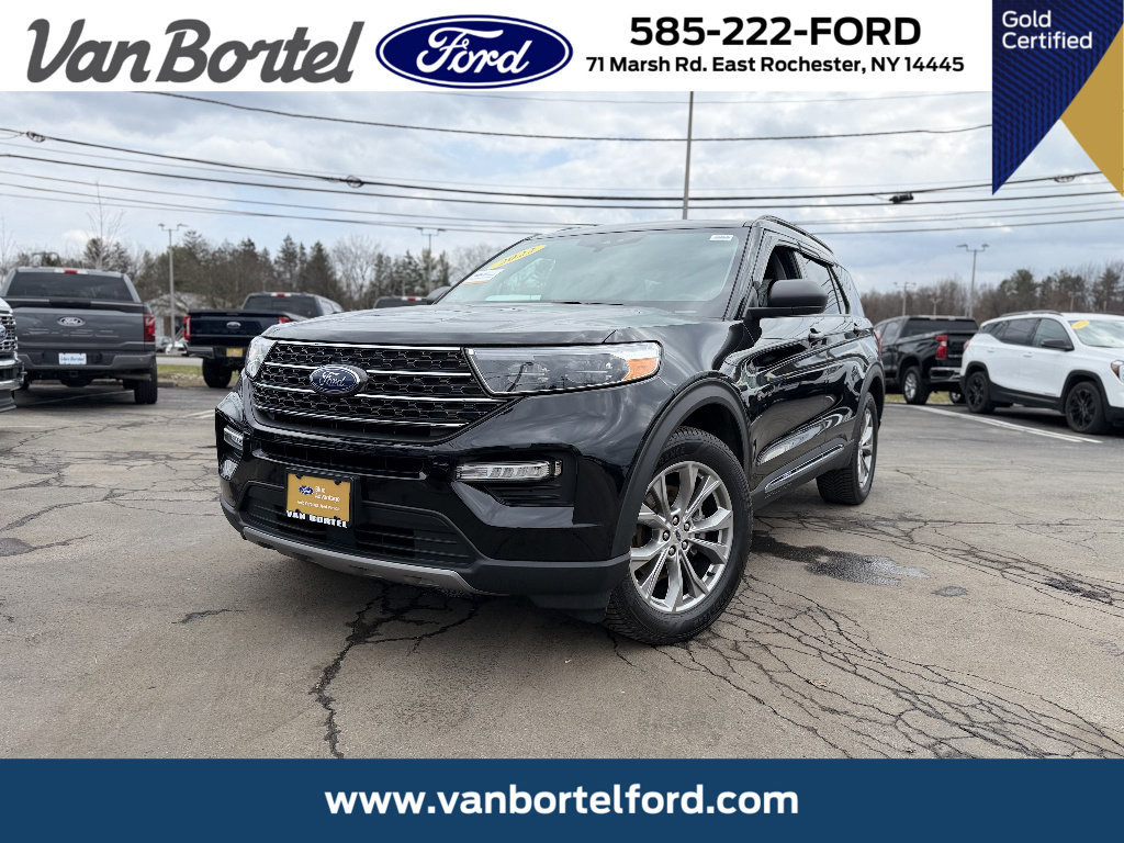 Certified 2022 Ford Explorer XLT w/ Equipment Group 202A image 1