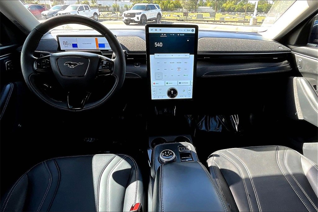 Certified 2021 Ford Mustang Mach-E Premium image 14