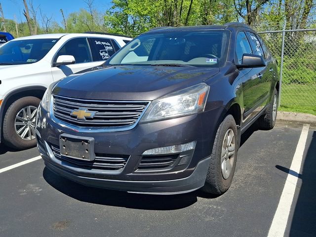Used 2017 Chevrolet Traverse LS FWD image 3