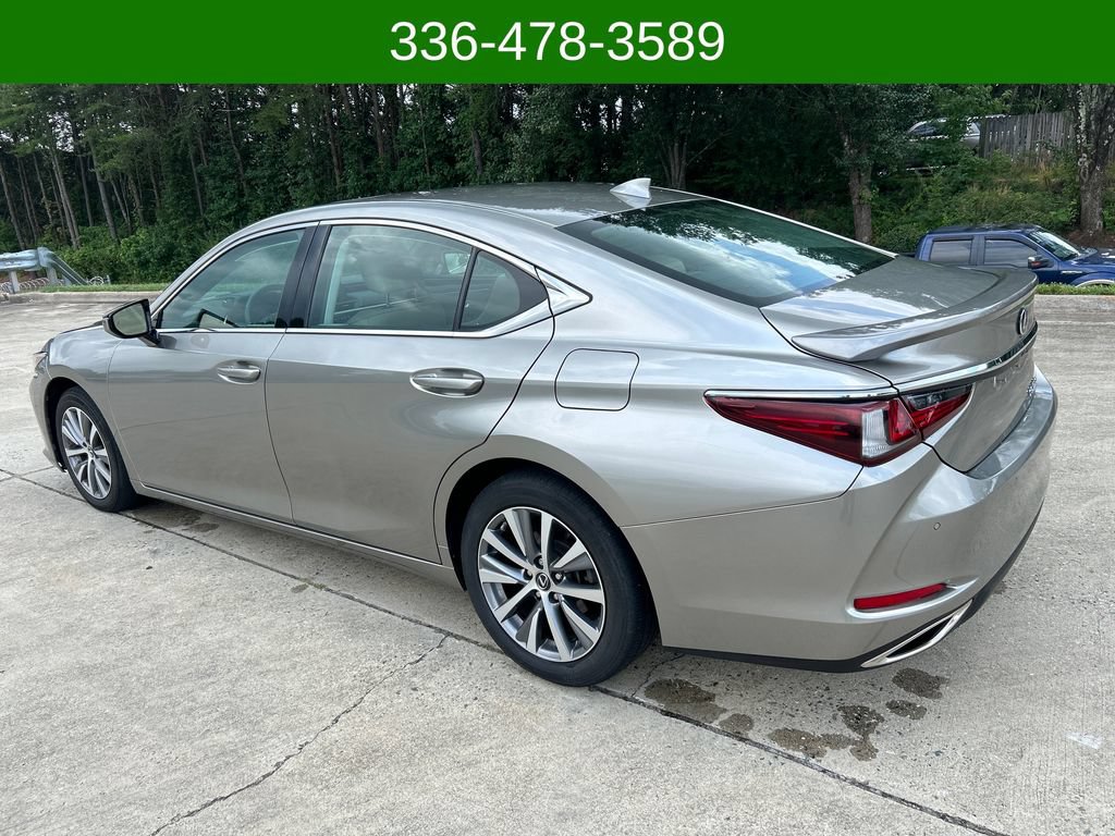 Used 2021 Lexus ES 350 w/ Premium Package FWD image 3