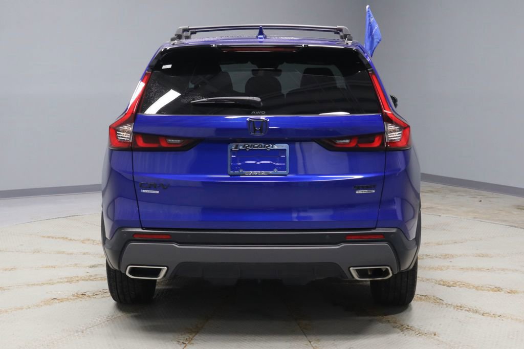 Used 2024 Honda CR-V Sport Touring image 4