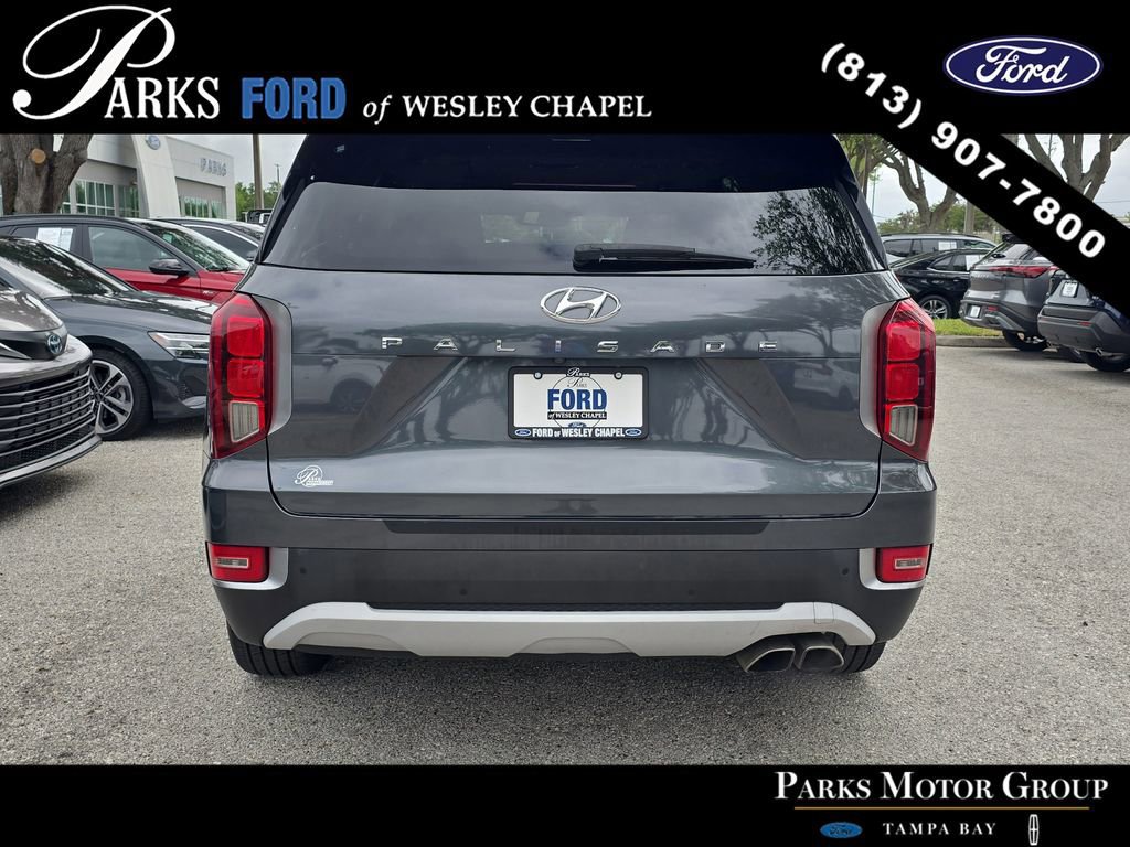 Used 2021 Hyundai Palisade SEL w/ Premium Package FWD image 4