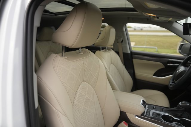 Used 2022 Toyota Highlander Platinum image 20