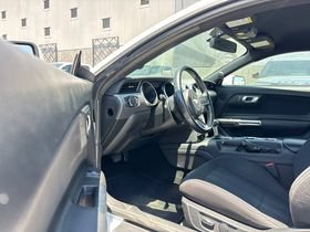 Certified 2019 Ford Mustang GT w/ Equipment Group 301A RWD image 3