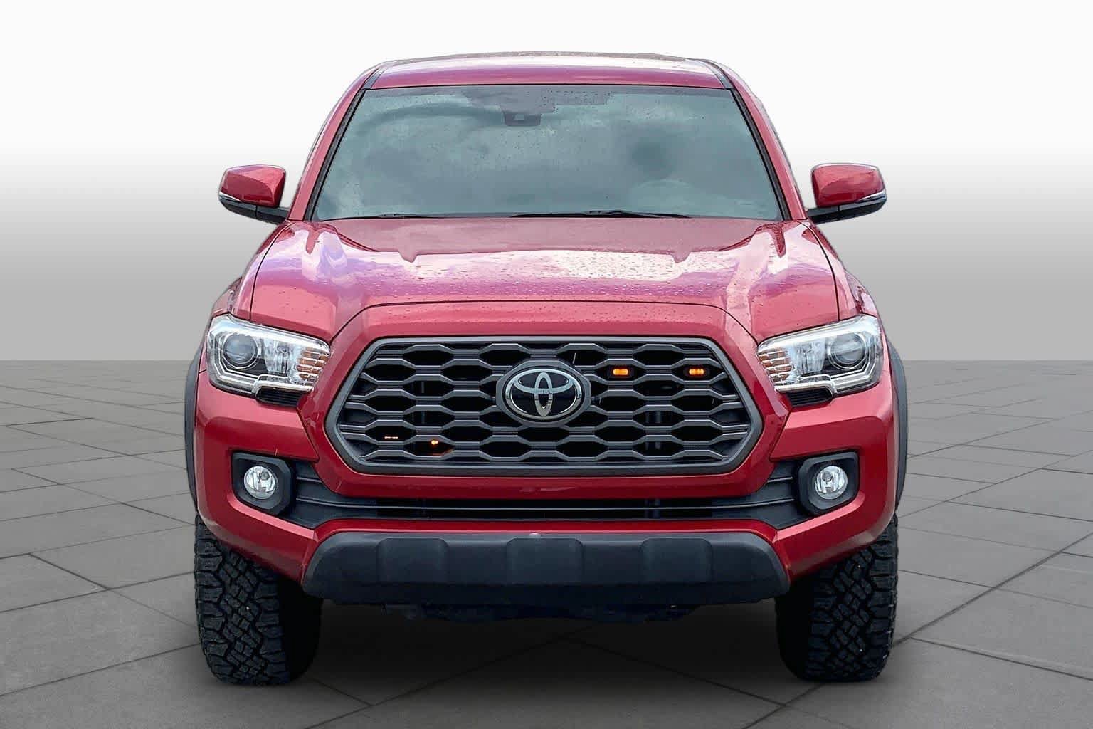 Used 2022 Toyota Tacoma TRD Off-Road w/ Technology Package AWD/4WD image 4