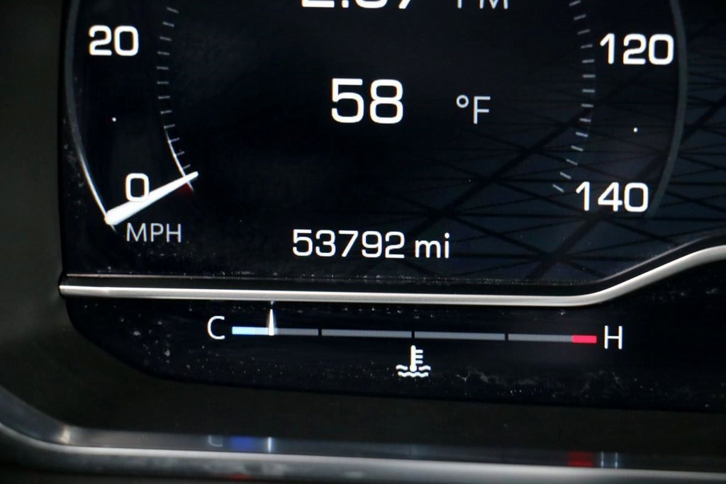 Used 2024 GMC Yukon SLT image 14