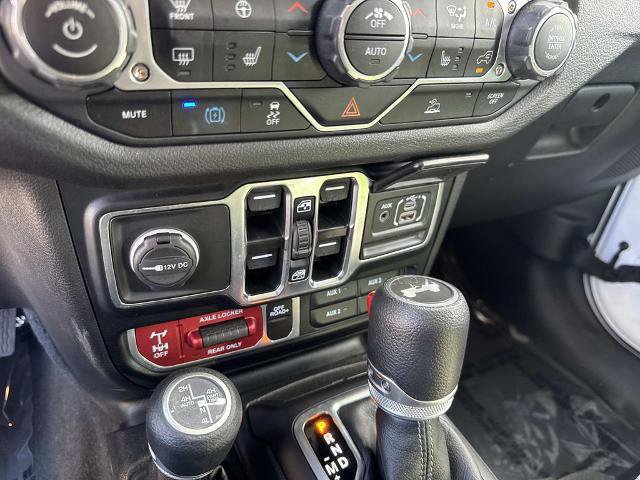 Used 2024 Jeep Wrangler Unlimited AWD/4WD image 27