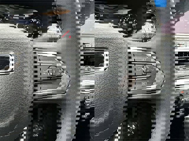 Used 2024 Jeep Compass Latitude image 14