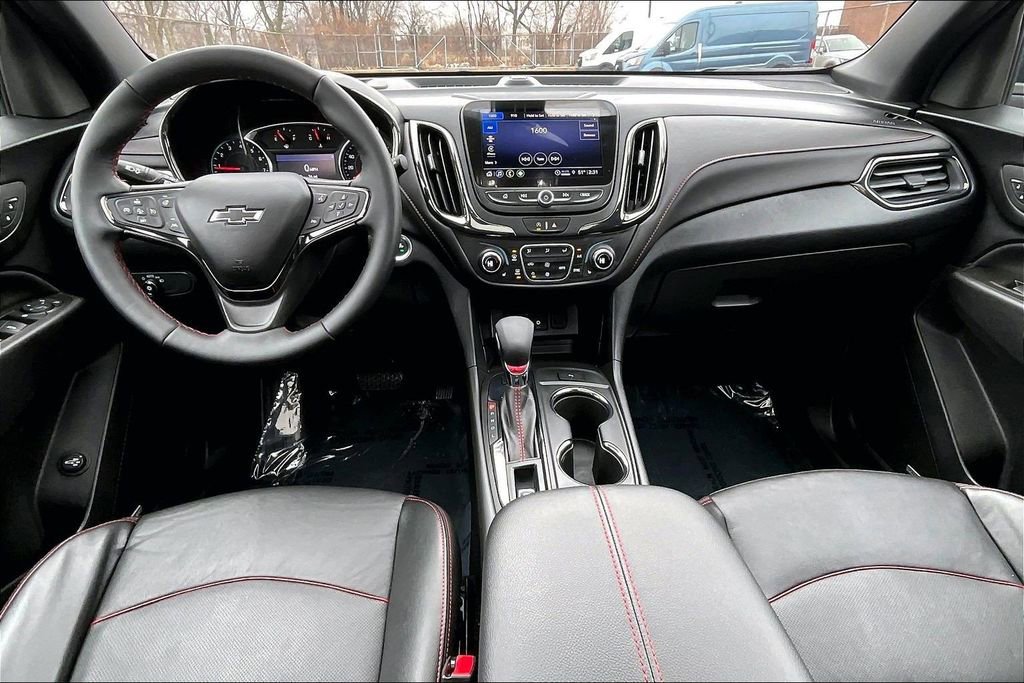 Used 2023 Chevrolet Equinox RS w/ RS Leather Package AWD/4WD image 14