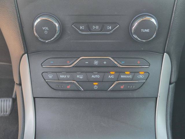 Certified 2019 Ford Edge SEL w/ Equipment Group 201A FWD image 22