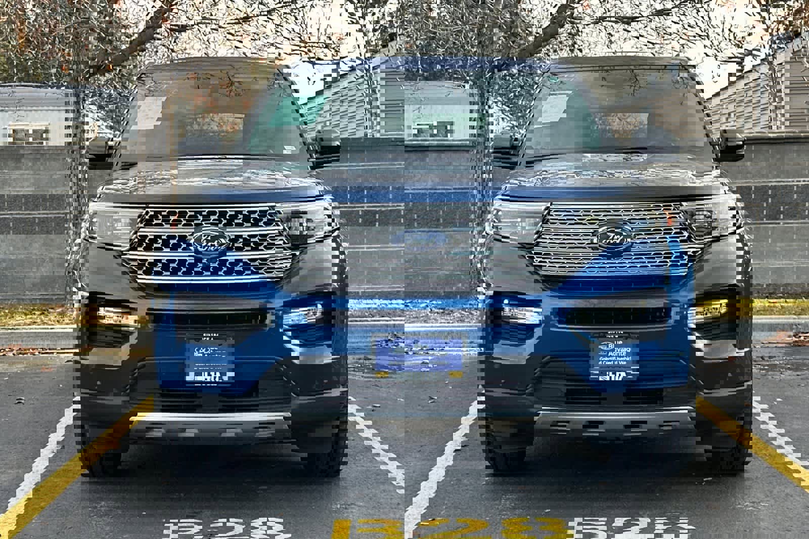 Certified 2022 Ford Explorer Limited w/ Equipment Group 301A image 6