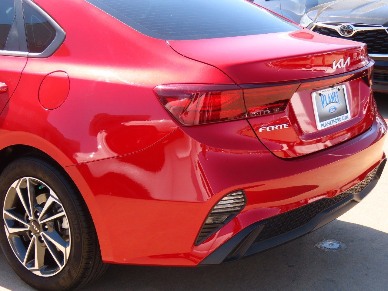 Used 2024 Kia Forte LXS image 15