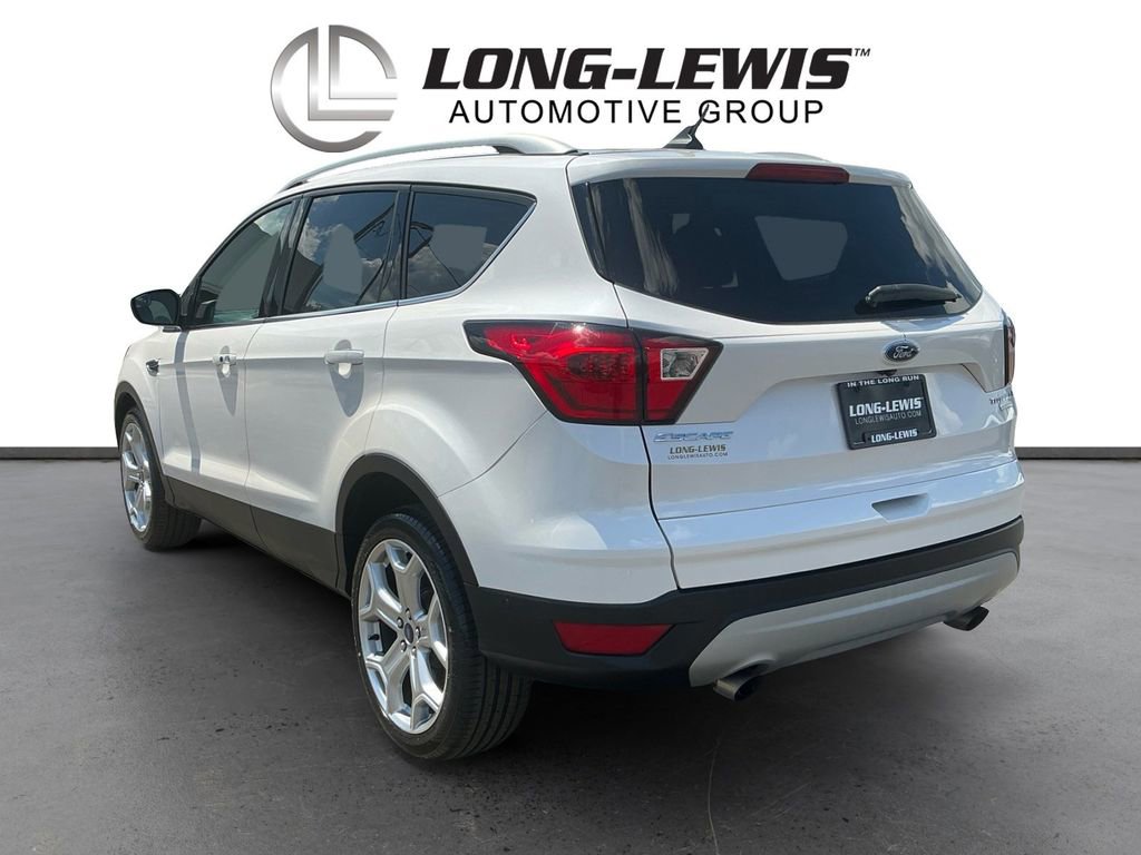 Certified 2019 Ford Escape Titanium FWD image 4