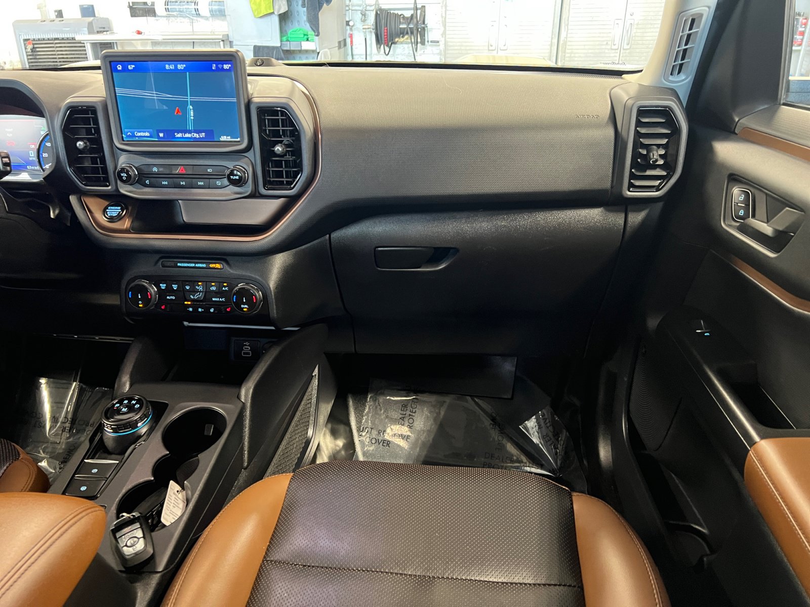 Certified 2024 Ford Bronco Sport Badlands w/ Premium Package AWD/4WD image 28