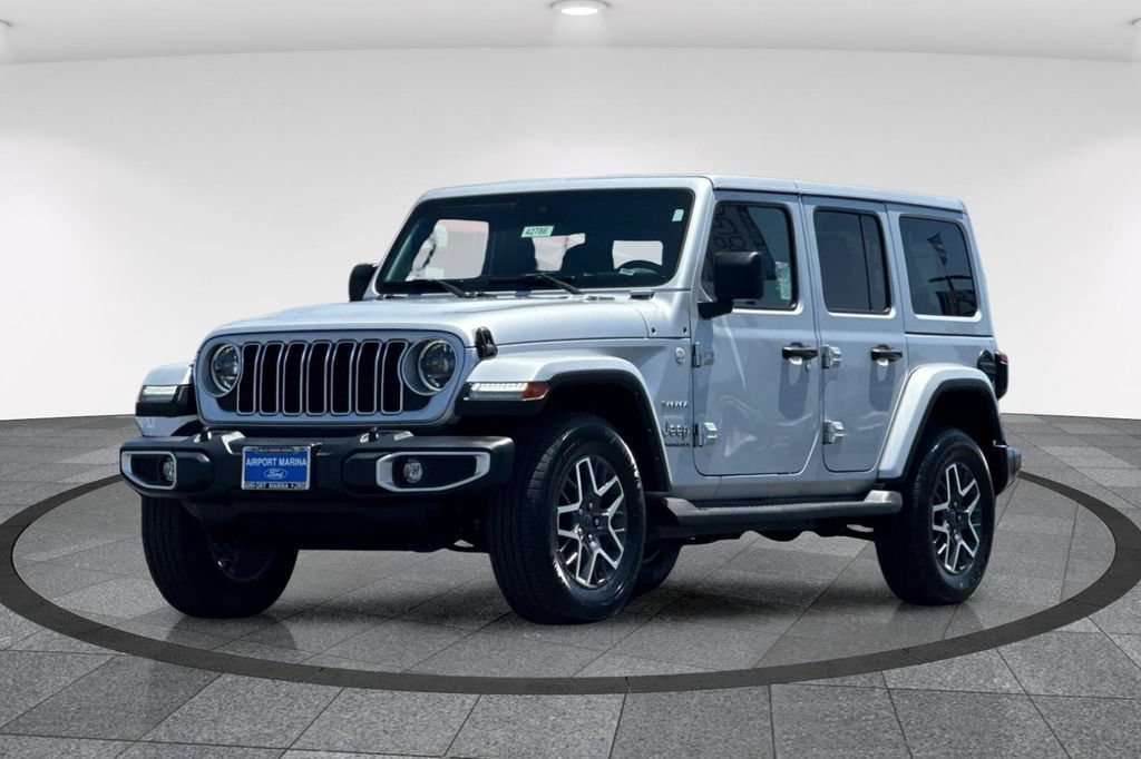 Used 2024 Jeep Wrangler Unlimited Sahara AWD/4WD image 10