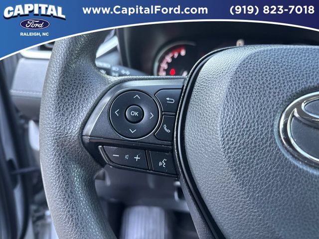 Used 2025 Toyota RAV4 LE AWD/4WD image 22