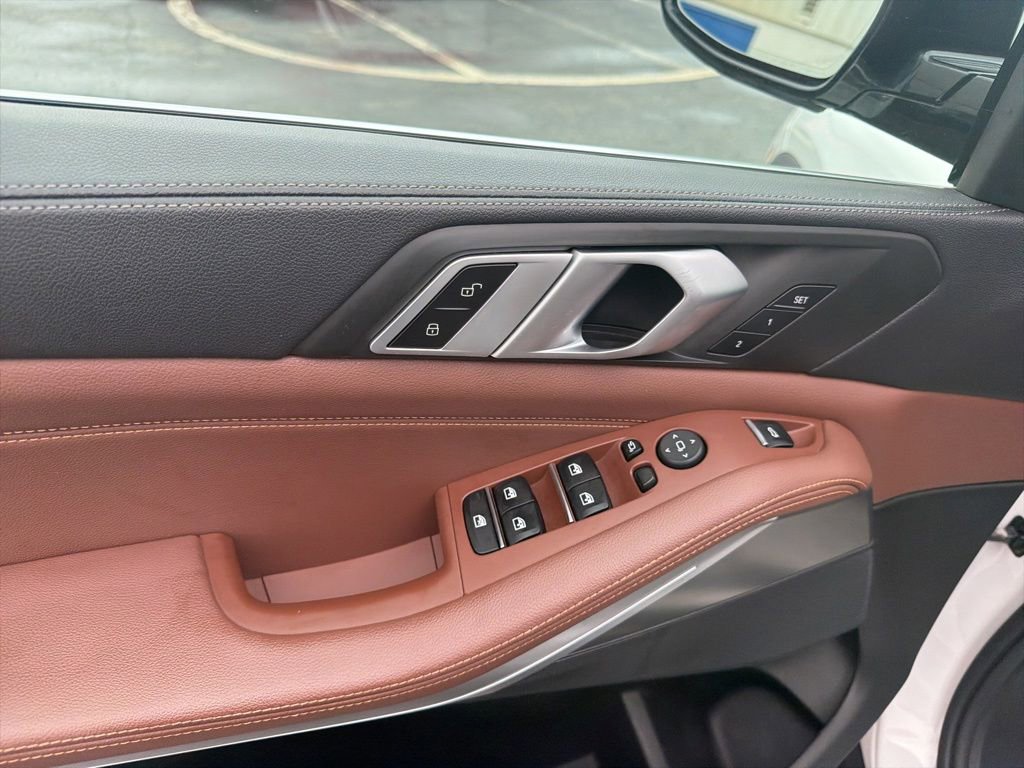 Used 2019 BMW X5 xDrive40i w/ Convenience Package AWD/4WD image 20