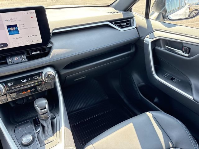 Used 2025 Toyota RAV4 XSE w/ Weather Package AWD/4WD image 13