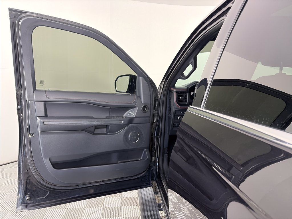 Certified 2022 Ford Expedition Max Limited AWD/4WD image 10