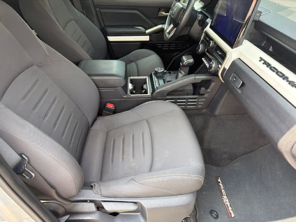 Used 2024 Toyota Tacoma TRD Off-Road AWD/4WD image 13