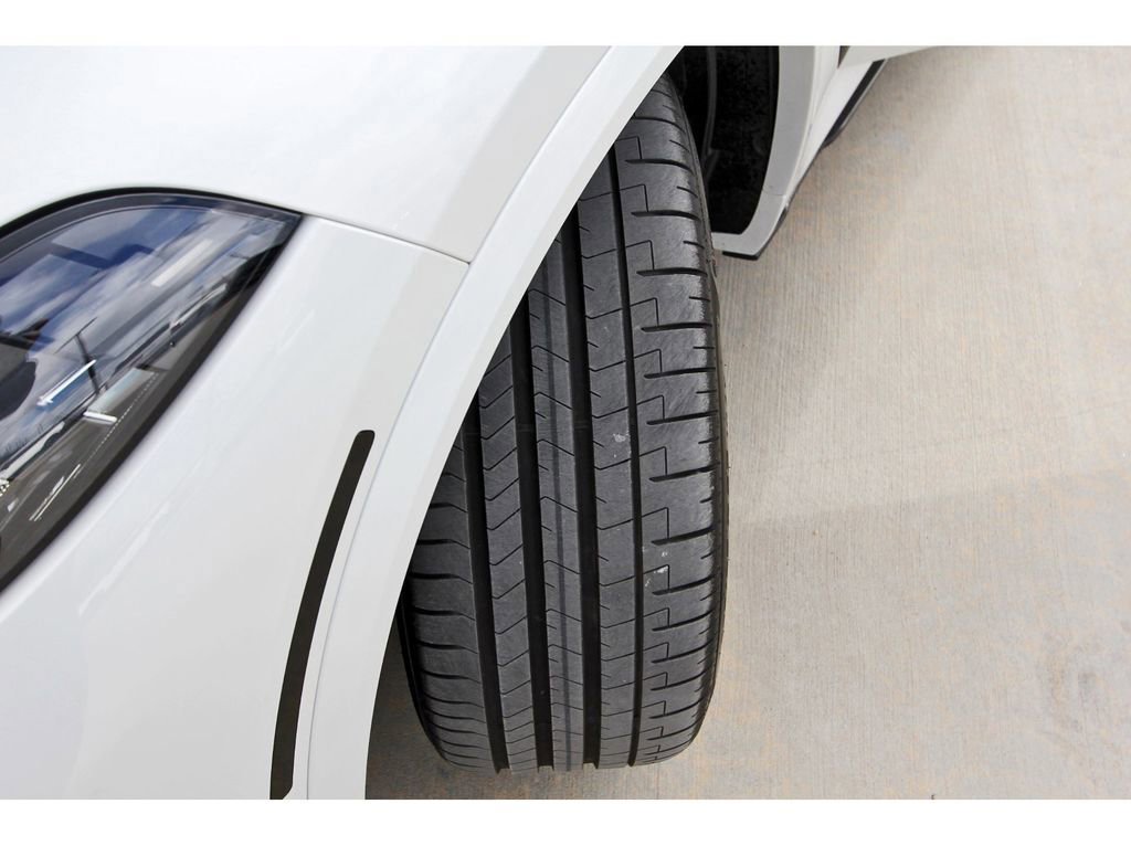 Used 2025 BMW X5 M60i w/ Executive Package image 30