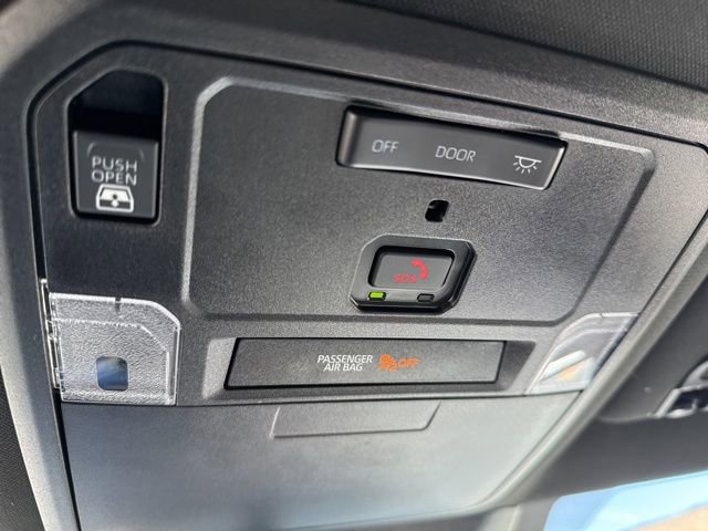 Used 2025 Toyota Tundra SR5 w/ SR5 Convenience Package AWD/4WD image 30