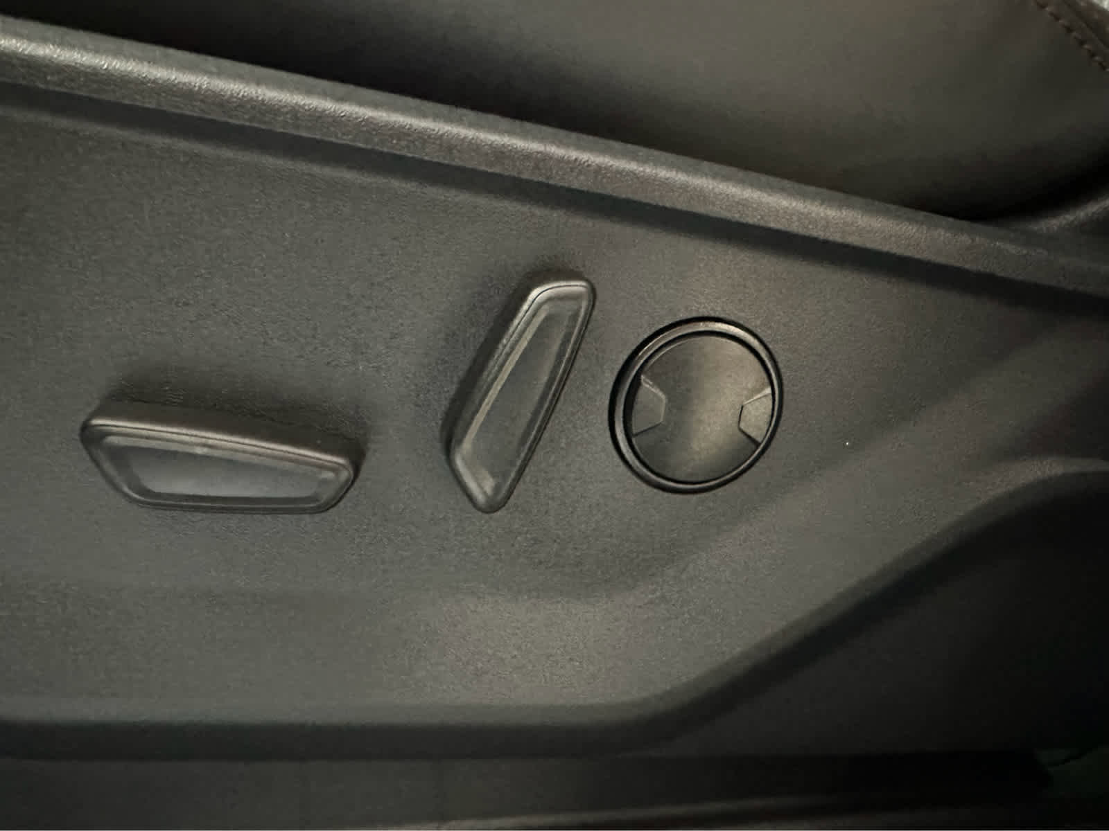 Certified 2025 Ford Expedition Active image 16