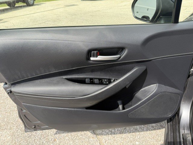 Used 2023 Toyota Corolla SE w/ SE Premium Package FWD image 11