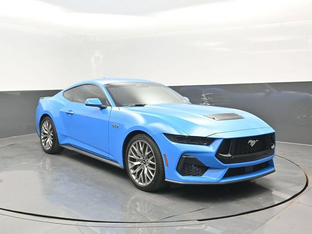 Certified 2025 Ford Mustang GT Premium RWD image 2