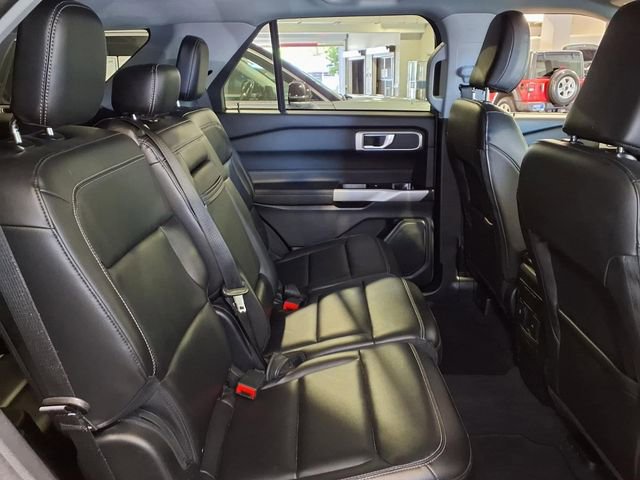 Certified 2023 Ford Explorer XLT w/ Equipment Group 202A RWD image 27