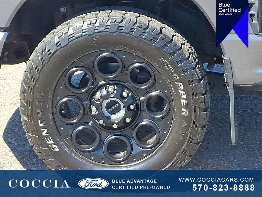 Certified 2023 Ford F250 Lariat w/ Black Appearance Package AWD/4WD image 8
