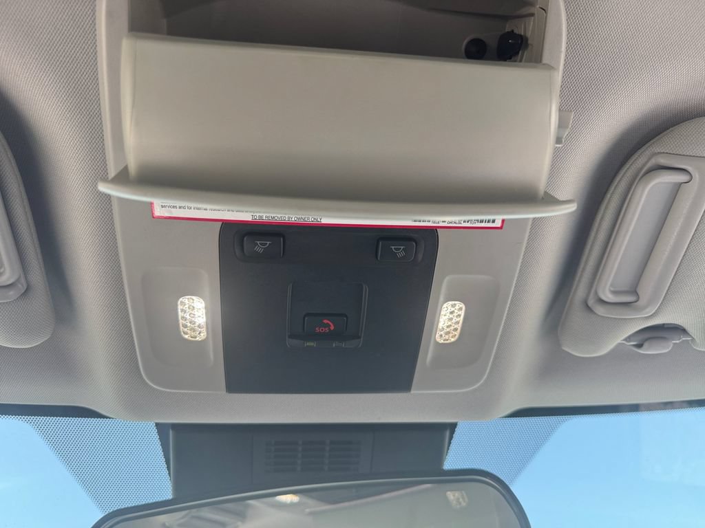 Used 2025 Toyota Camry LE FWD image 17