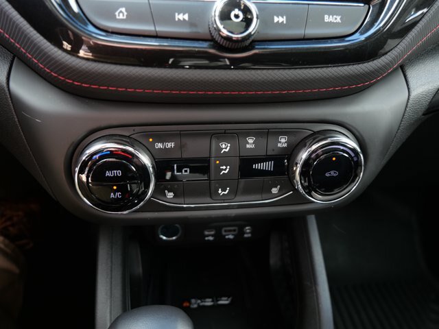 Used 2022 Chevrolet TrailBlazer RS w/ Sun and Liftgate Package AWD/4WD image 27