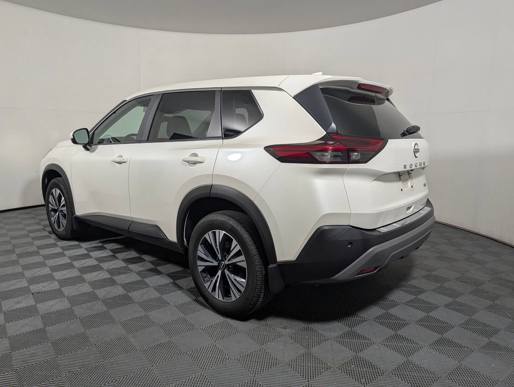 Used 2023 Nissan Rogue SV FWD image 5